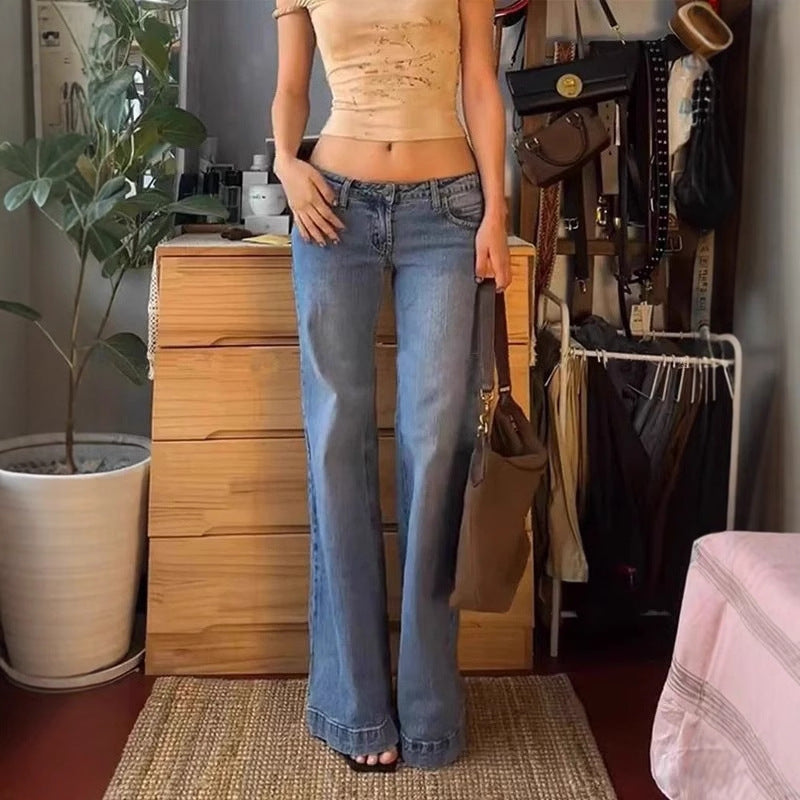 Low-rise wide-leg jeans